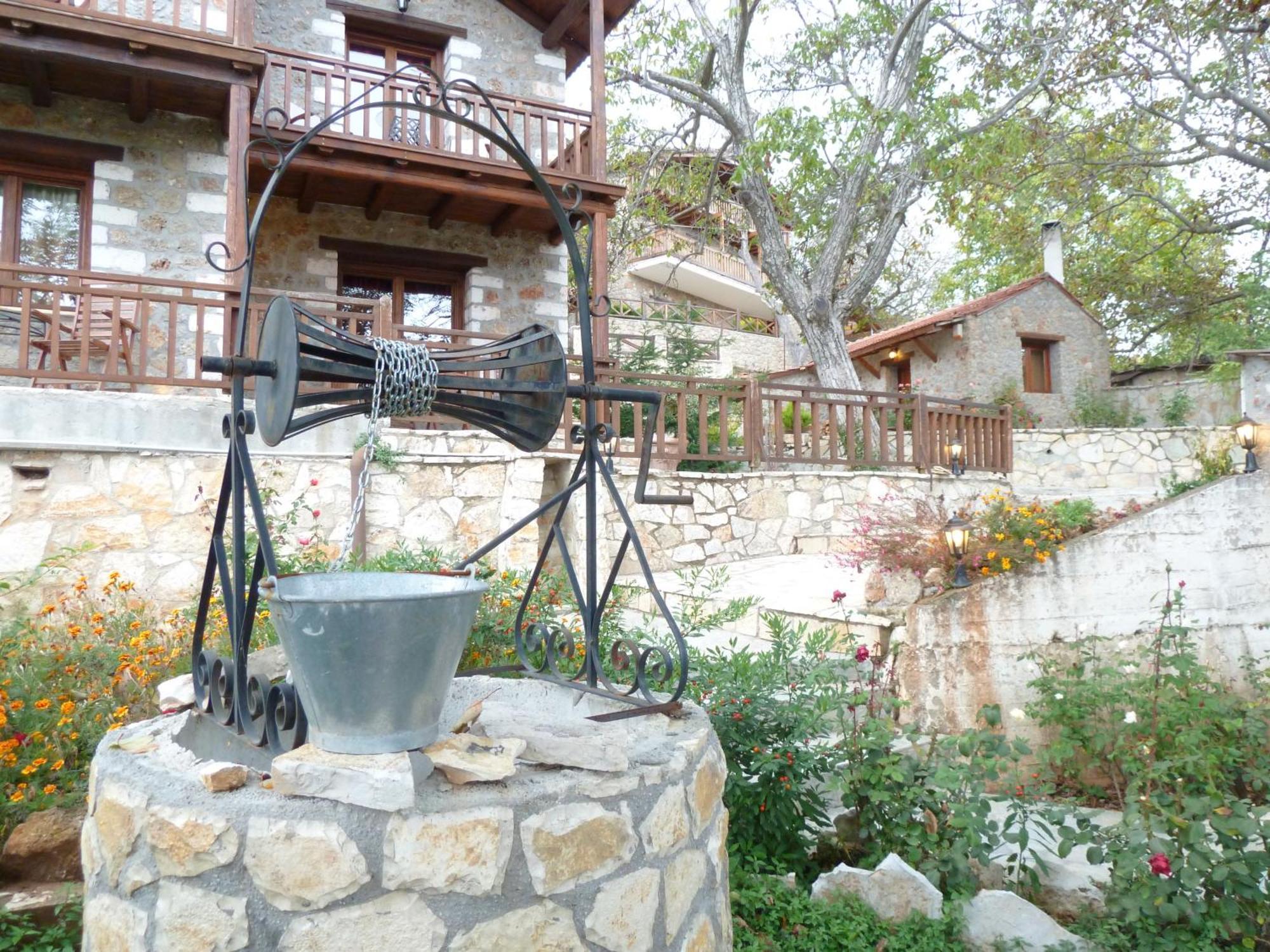 Theasis Suites-Ορεινή Φιλοξενία Kato Sinikia Trikalon Bagian luar foto