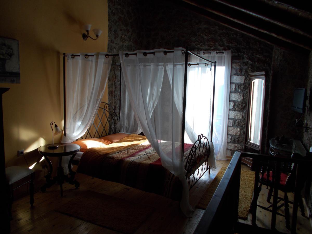 Theasis Suites-Ορεινή Φιλοξενία Kato Sinikia Trikalon Bagian luar foto